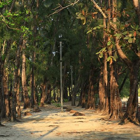 Coconut Island Resort Ngapali Luaran gambar
